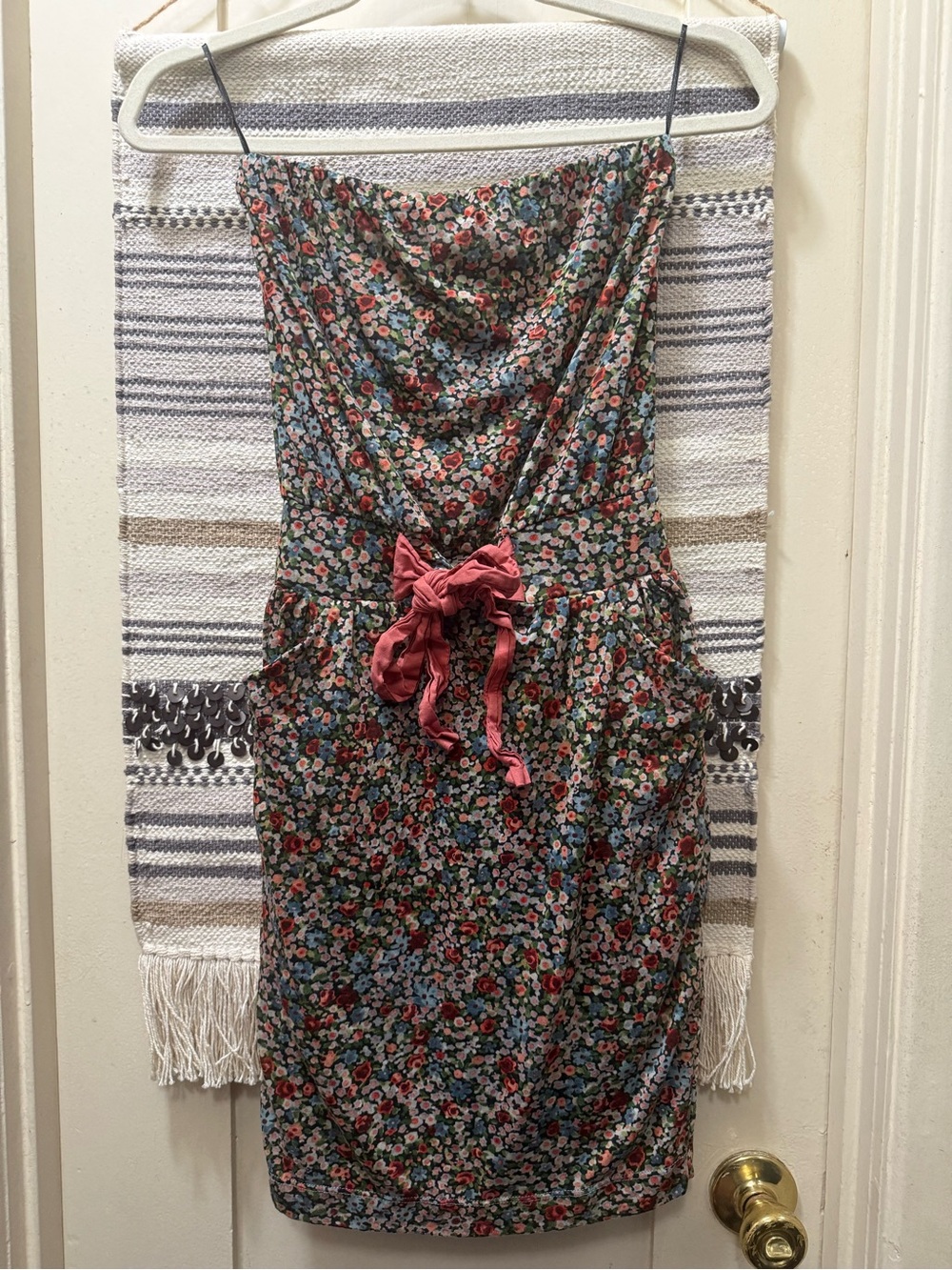 Floral Strapless Tie-Waist Dress in Multi-Color